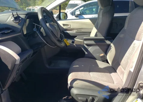 2022 Toyota Sienna Le from USA, damaged, VIN 5TDKRKEC8NS116595